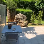 Nocleg ze śniadaniem Neptunia Fronte Mare Torre Specchia Ruggeri