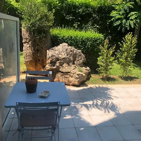 Oda ve Kahvaltı Neptunia Fronte Mare Torre Specchia Ruggeri