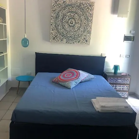 Neptunia Fronte Mare Bed & Breakfast
