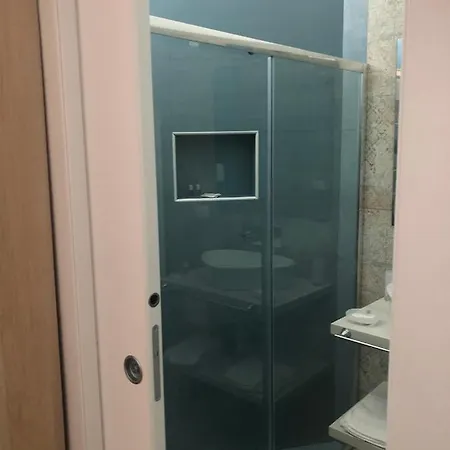 Nocleg ze śniadaniem Neptunia Fronte Mare