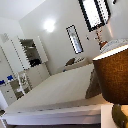 Nocleg ze śniadaniem Neptunia Fronte Mare 3*