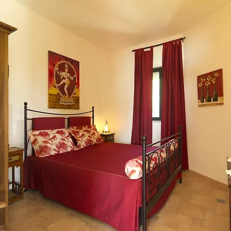 فندق مبيت وإفطار Neptunia Fronte Mare 3*