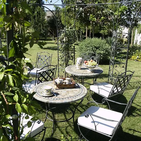 Neptunia Fronte Mare توري سبيشيا روجيري