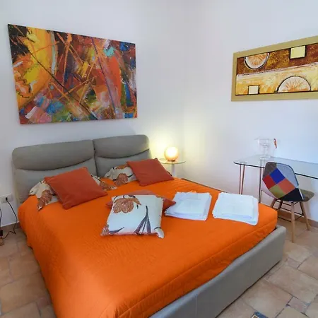 Neptunia Fronte Mare