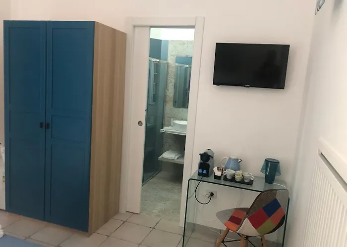 Neptunia Fronte Mare Torre Specchia Ruggeri