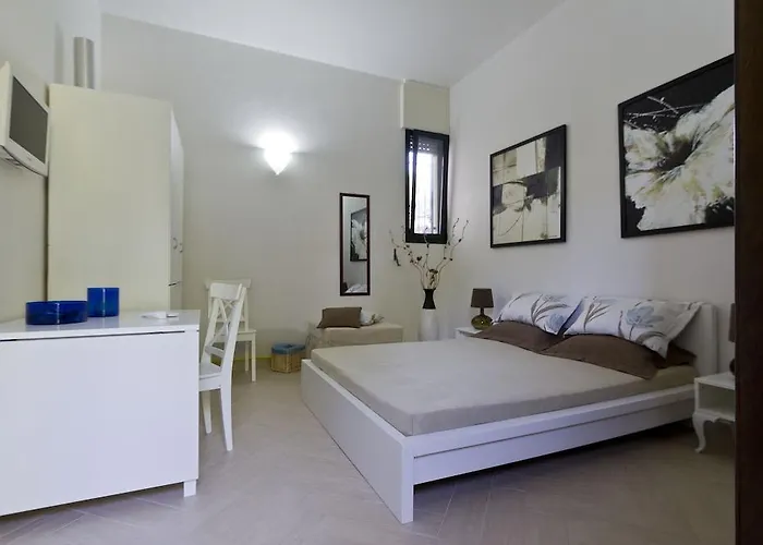 Alojamento de Acomodação e Pequeno-almoço Neptunia Fronte Mare Torre Specchia Ruggeri